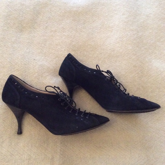 Women’s black suede high heal shoes. Lace-up. - Picture 2 of 5